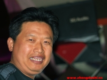 新到手的小痰盂，找個帥哥試鏡