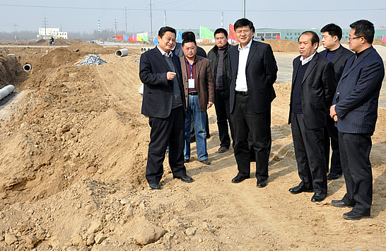 縣長孫琪到開發(fā)區(qū)（南站鎮(zhèn)）檢查指導開發(fā)區(qū)基礎設施和農村六大重點工程建設工作