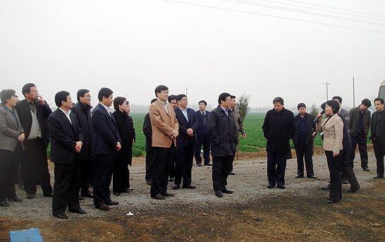 濟寧市春季農(nóng)業(yè)生產(chǎn)管理現(xiàn)場會議在汶上縣召開