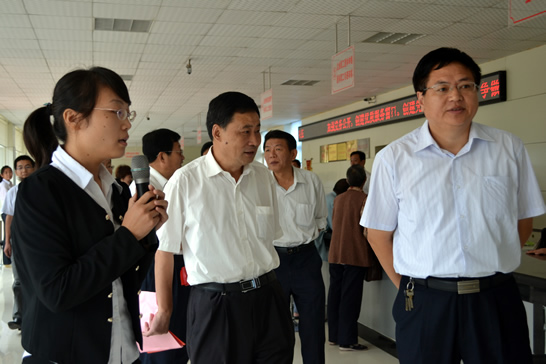 汶上縣人大常委會副主任戴福盈視察汶上縣人力資源和社會保障工作