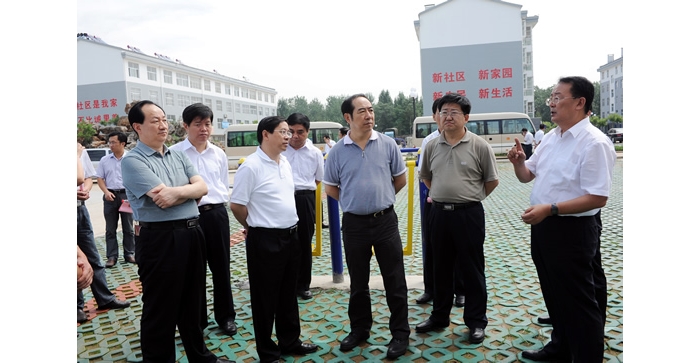 國(guó)務(wù)院農(nóng)村綜合改革辦公室主任王衛(wèi)星帶領(lǐng)調(diào)研組來汶上縣調(diào)研農(nóng)村綜合改革工作