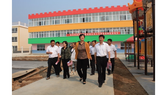 汶上縣人大視察組到部分中小學(xué)和幼兒園視察教育工作