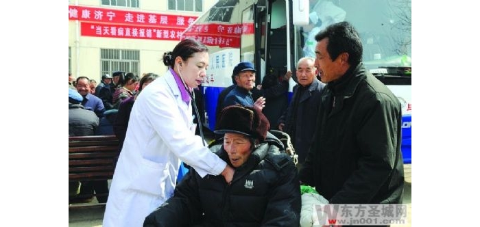 濟寧市第一人民醫(yī)院到汶上縣南站鎮(zhèn)劉鋪村，開展“萬名保健醫(yī)生進農(nóng)戶活動對口幫扶”活 ...