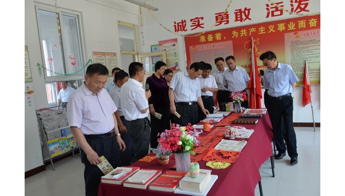 全縣義務(wù)教育均衡發(fā)展現(xiàn)場(chǎng)推進(jìn)暨教育工作會(huì)議召開(kāi)