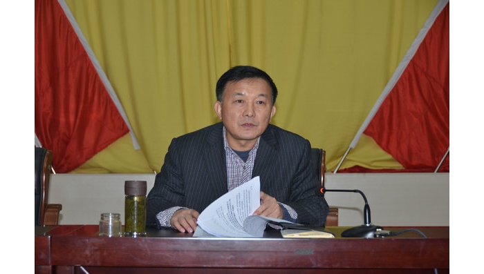 汶上縣教體局認真?zhèn)鬟_學習習總書記在中央政治局專題民主生活會上的重要講話精神
