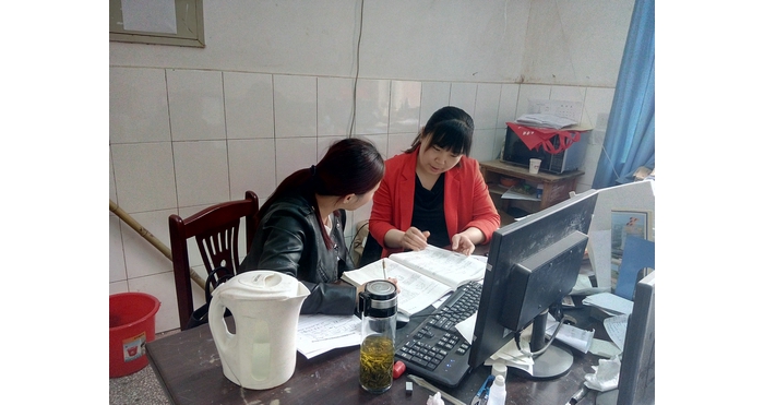 “師德典型在身邊”——汶上縣第二實(shí)驗(yàn)中學(xué)教師李桂芬