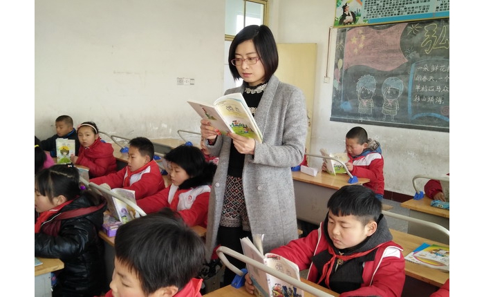 “師德典型在身邊”——郭樓鎮(zhèn)大李小學教師楊麗娟