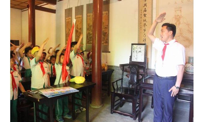 汶上共青團汶上縣委開展“紅領(lǐng)巾相約中國夢——關(guān)注十三五，創(chuàng)造新生活”主題教育實踐 ...