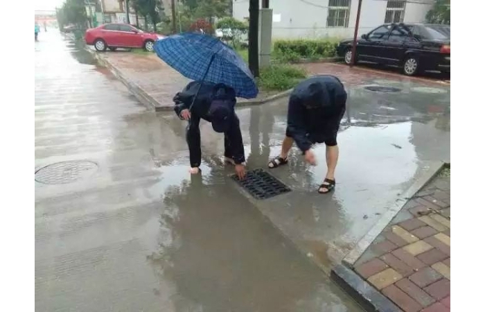 【汶上防汛搶險】縣房管局啟動應急預案有效應對雷電強降雨天氣