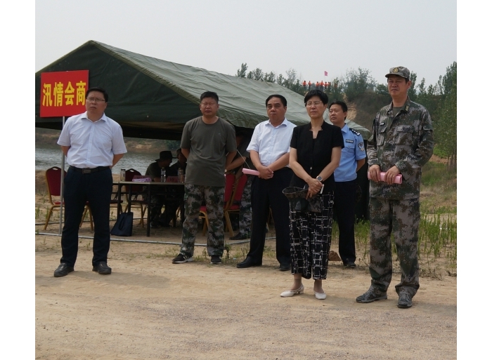市領導到汶上縣觀摩防汛搶險實戰(zhàn)演練
