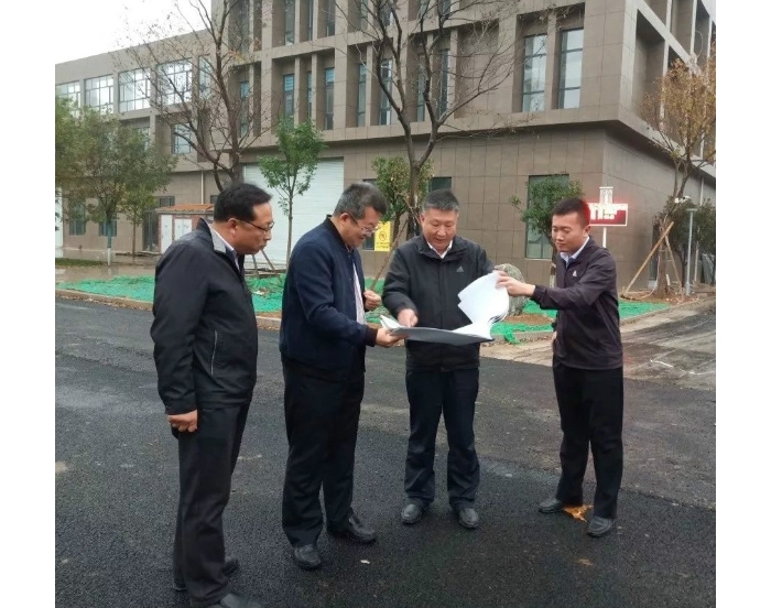 李洪文到中都街道（商貿(mào)物流區(qū)）督導(dǎo)重點項目建設(shè)