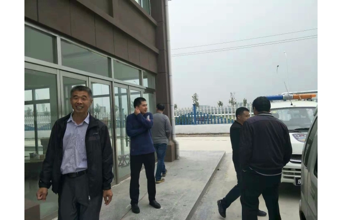 汶上縣人民政府 工作動(dòng)態(tài) 縣房管局督導(dǎo)公共租賃性住房華城雅居項(xiàng)目建設(shè)情況