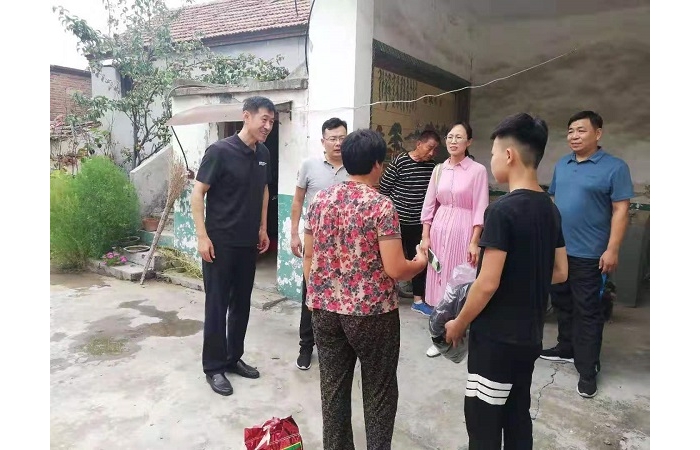 汶上縣人民政府 部門動態(tài) 汶上縣統(tǒng)計局開展"扶貧救孤護苗"行動