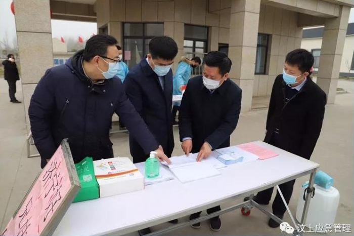 汶上縣人民政府 政務(wù)要聞 縣委常委、副縣長魏中齊帶隊檢查企業(yè)復(fù)工復(fù)產(chǎn)、疫情防控和安 ...