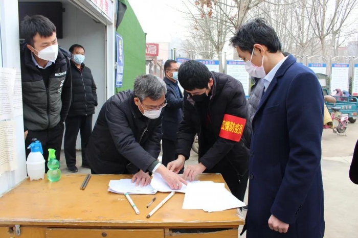 汶上縣人民政府 部門動態(tài) 縣住建局督導(dǎo)建筑工地安全生產(chǎn)及疫情防控工作