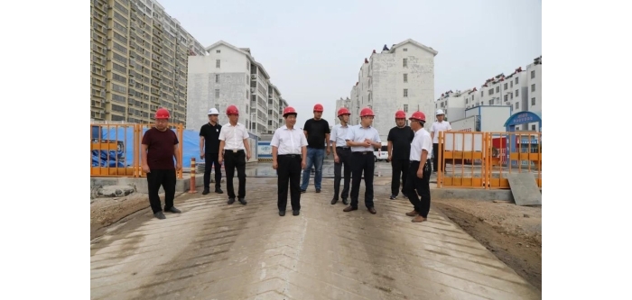 縣政府副縣長布方鋒督導城市建設(shè)重點工程