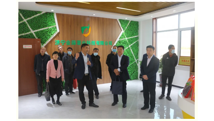 全市“科普惠農(nóng) 科學(xué)種植 助力鄉(xiāng)村振興”現(xiàn)場培訓(xùn)會與會領(lǐng)導(dǎo)到次邱鎮(zhèn)科普教育基地現(xiàn)場 ...
